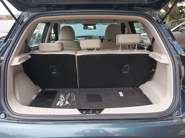 Used Mahindra XUV300 [2019-2024] W8 (O) 1.5 Diesel AMT in Mumbai