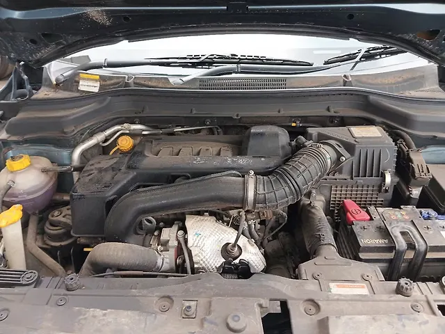 Used Mahindra XUV300 [2019-2024] W8 (O) 1.5 Diesel AMT in Mumbai