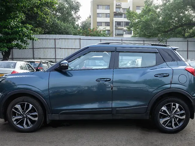 Used Mahindra XUV300 [2019-2024] W8 (O) 1.5 Diesel AMT in Mumbai
