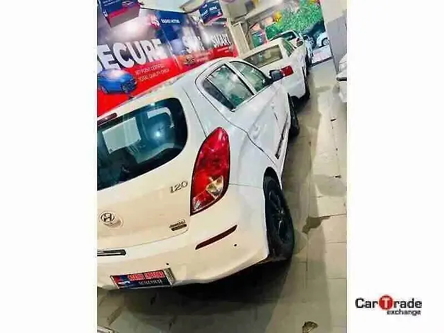 Used Hyundai i20 [2012-2014] Sportz 1.4 CRDI in Kanpur