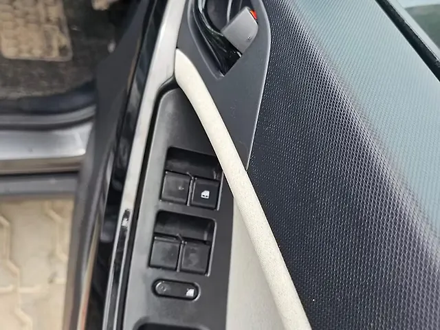 Used Tata Nexon Pure Plus Petrol 1.2L Turbo 6 Speed Manual in Delhi