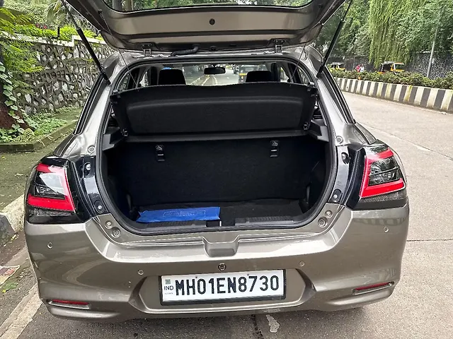 Used Maruti Suzuki Swift VXi (O) AMT in Mumbai