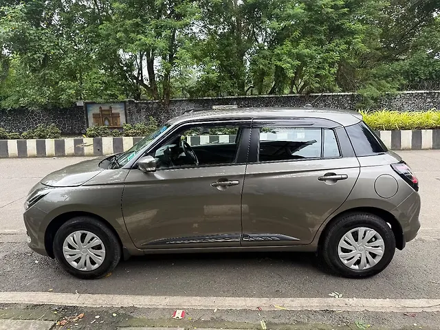 Used Maruti Suzuki Swift VXi (O) AMT in Mumbai