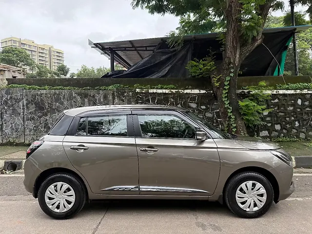 Used Maruti Suzuki Swift VXi (O) AMT in Mumbai