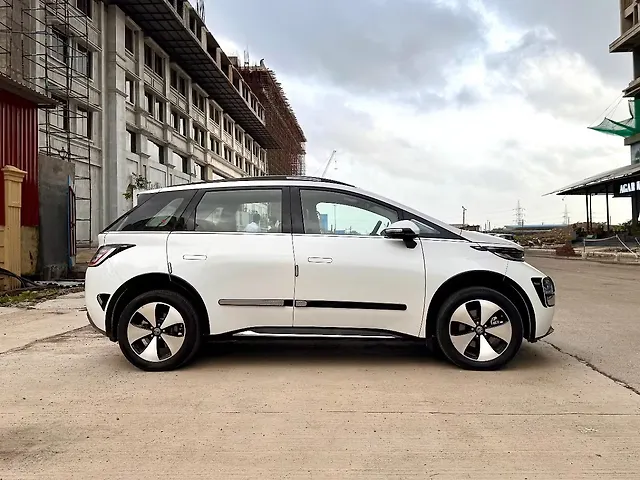 Used MG Windsor EV Essence in Thane