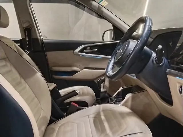 Used Kia Carens [2022-2023] Luxury Plus 1.5 Diesel 6 STR in Delhi