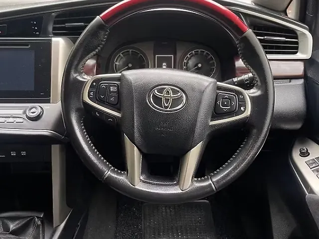 Used Toyota Innova Crysta [2016-2020] 2.4 V Diesel in Delhi