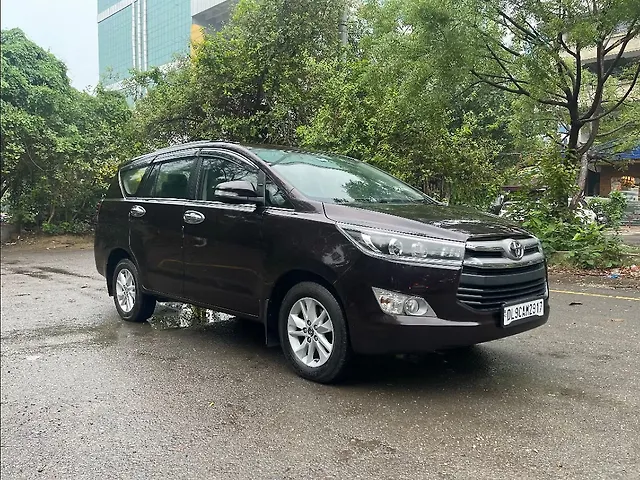 Used Toyota Innova Crysta [2016-2020] 2.4 V Diesel in Delhi