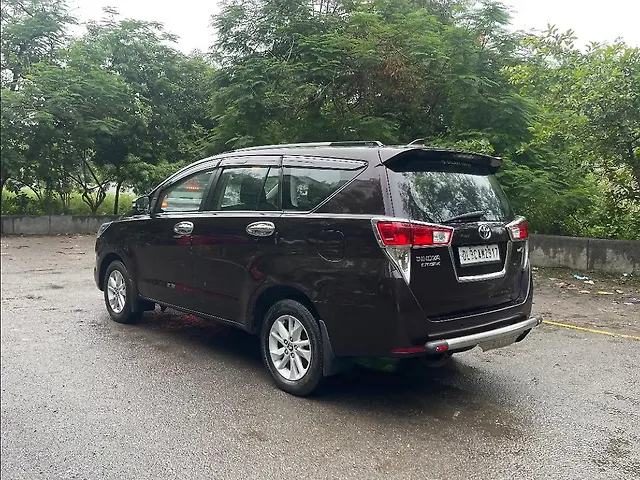 Used Toyota Innova Crysta [2016-2020] 2.4 V Diesel in Delhi