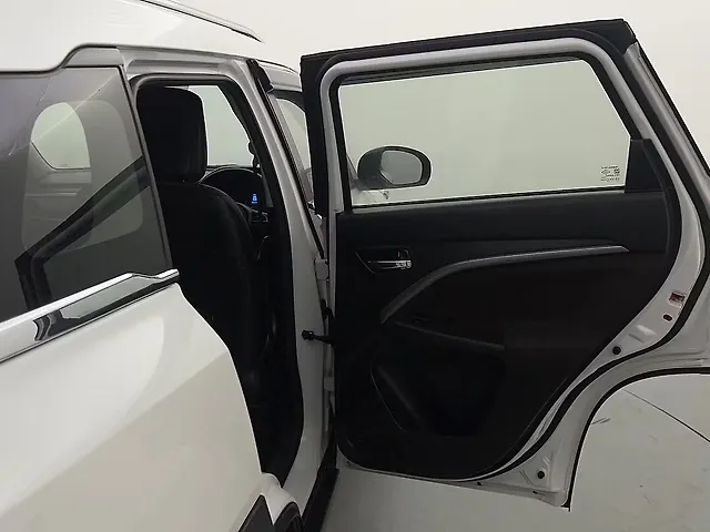 Used Maruti Suzuki Brezza ZXi [2023-2025] in Delhi