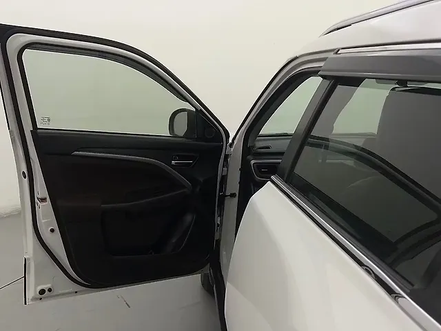 Used Maruti Suzuki Brezza ZXi [2023-2025] in Delhi