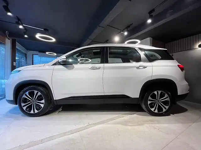 Used MG Hector Plus [2020-2023] Sharp 1.5 Petrol Turbo CVT 6-STR in Delhi