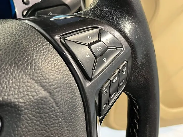 Used Ford Endeavour [2016-2019] Titanium 2.2 4x2 AT [2016-2018] in Delhi