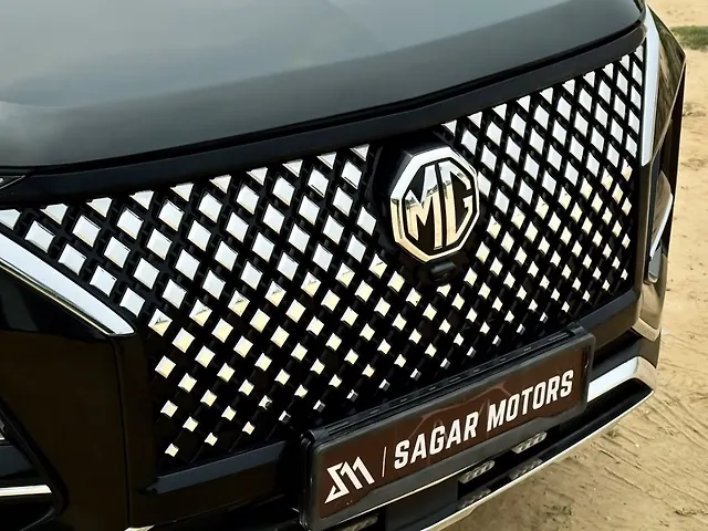 Used MG Hector Plus Sharp Pro 1.5 Turbo Petrol CVT 7 STR [2023] in Delhi