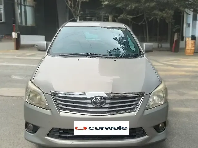 Used 2013 Toyota Innova in Mumbai