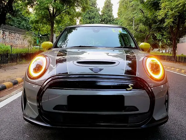 Used 2023 MINI Cooper SE in Delhi