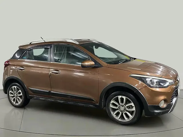 Used 2016 Hyundai i20 Active in Navi Mumbai