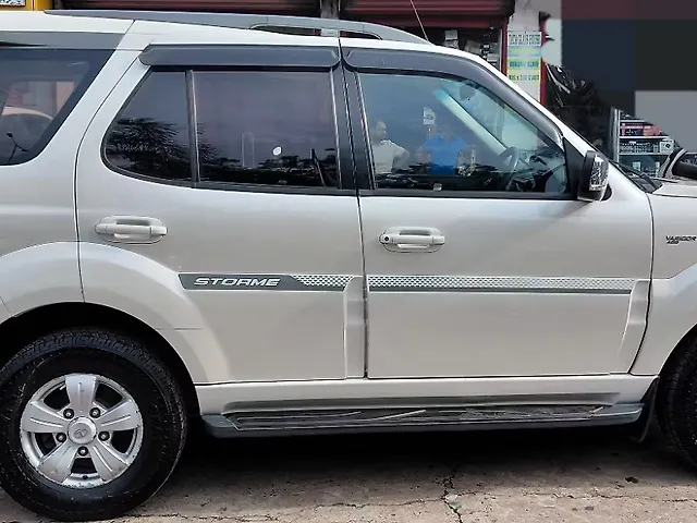 Used Tata Safari Storme 2019 2.2 VX 4x2 in Jamshedpur