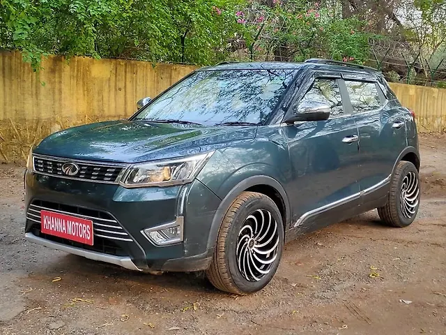 Used Mahindra XUV300 [2019-2024] W8 (O) 1.5 Diesel [2020] in Delhi