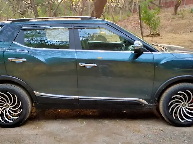 Used Mahindra XUV300 [2019-2024] W8 (O) 1.5 Diesel [2020] in Delhi