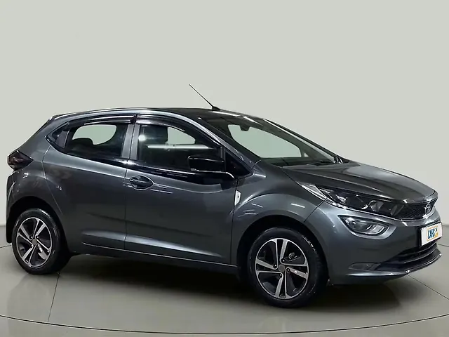 Used 2022 Tata Altroz in Delhi
