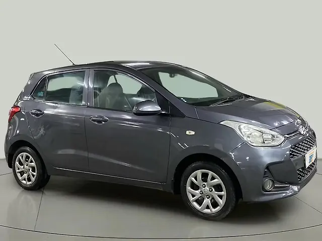 Used 2017 Hyundai Grand i10 in Mumbai