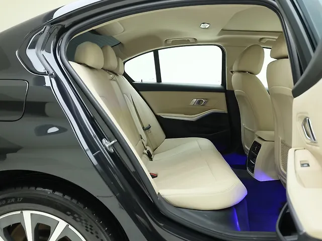 Used BMW 3 Series [2016-2019] 330i Sport Line in Delhi