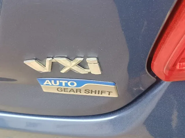Used Maruti Suzuki Dzire [2017-2020] VXi AMT in Bangalore