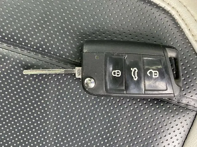 Used Volkswagen Taigun [2021-2023] Highline 1.0 TSI MT in Chennai