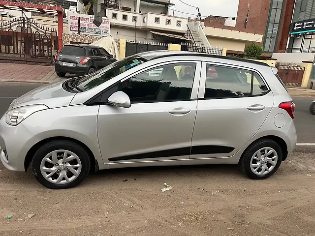 Used Hyundai Grand i10 Sportz (O) 1.2 Kappa VTVT [2017-2018] in Lucknow