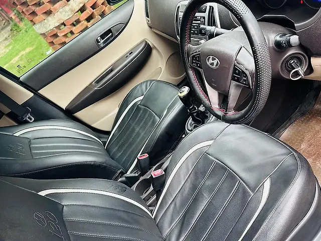 Used Hyundai i20 [2010-2012] Sportz 1.4 CRDI in Lucknow