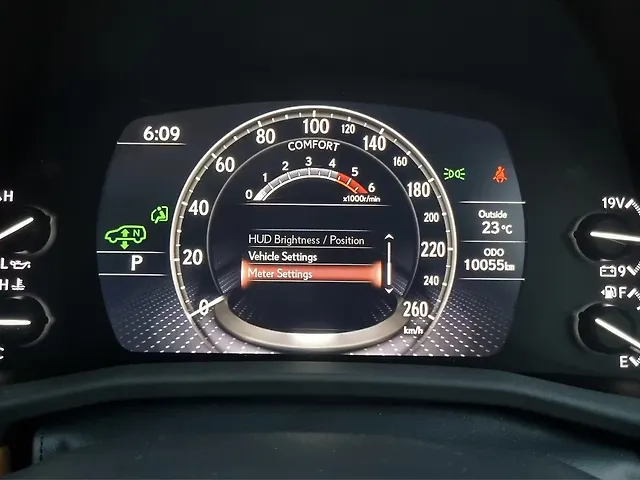 Used Lexus LX 500d with Ash Open Pore Sumi Black Trim in Delhi