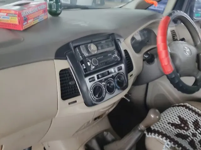 Used Toyota Innova [2005-2009] 2.5 V 8 STR in Hyderabad