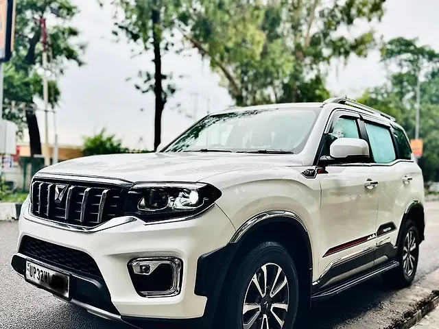Used Mahindra Scorpio N Z8 Diesel MT 2WD 7 STR [2024-2025] in Lucknow