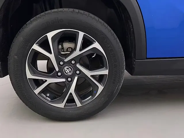 Used Toyota Urban Cruiser Hyryder V Hybrid [2022-2023] in Bangalore