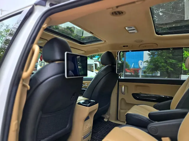 Used Kia Carnival [2020-2023] Limousine Plus 7 STR in Mumbai