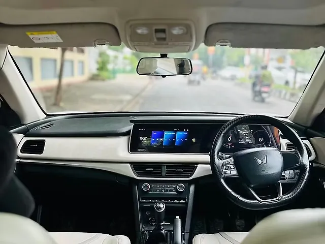 Used Mahindra XUV700 AX 5 Diesel MT 7 STR [2021] in Lucknow