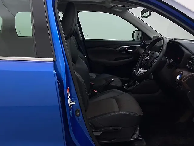 Used Toyota Urban Cruiser Hyryder V Hybrid [2022-2023] in Bangalore