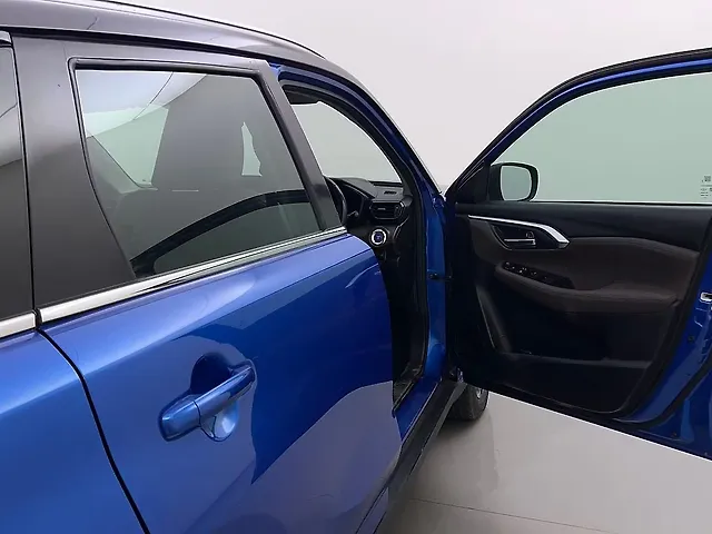 Used Toyota Urban Cruiser Hyryder V Hybrid [2022-2023] in Bangalore