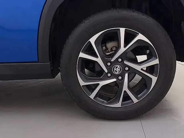 Used Toyota Urban Cruiser Hyryder V Hybrid [2022-2023] in Bangalore