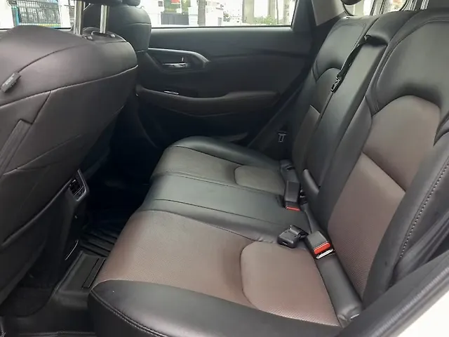 Used Toyota Urban Cruiser Hyryder V Hybrid [2023-2025] in Bangalore