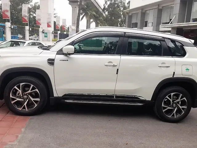 Used Toyota Urban Cruiser Hyryder V Hybrid [2023-2025] in Bangalore