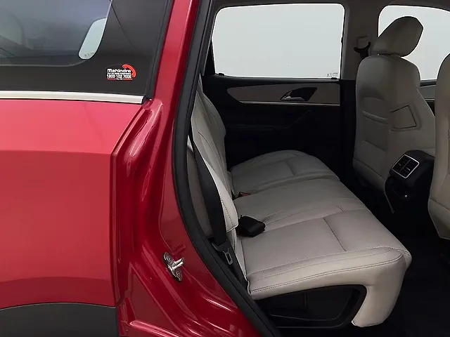 Used Mahindra XUV700 AX 7 Petrol AT Luxury Pack 7 STR [2021] in Bangalore