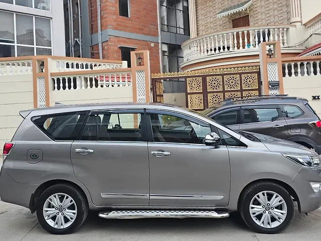 Used Toyota Innova Crysta [2016-2020] 2.8 ZX AT 7 STR [2016-2020] in Hyderabad