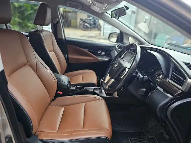 Used Toyota Innova Crysta [2016-2020] 2.8 ZX AT 7 STR [2016-2020] in Hyderabad