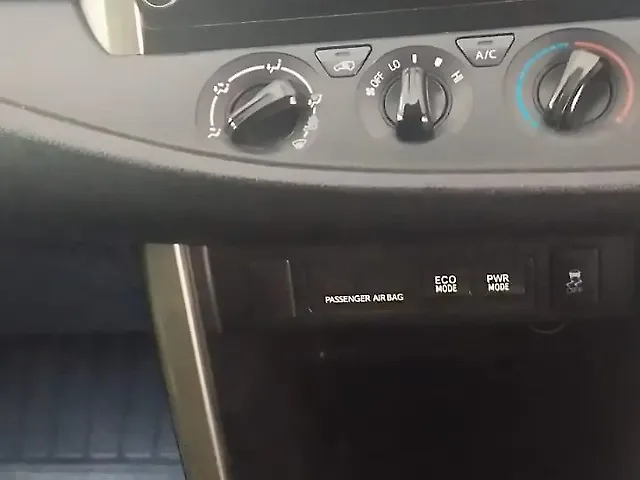 Used Toyota Innova Crysta [2020-2023] GX 2.4 AT 8 STR in Hyderabad