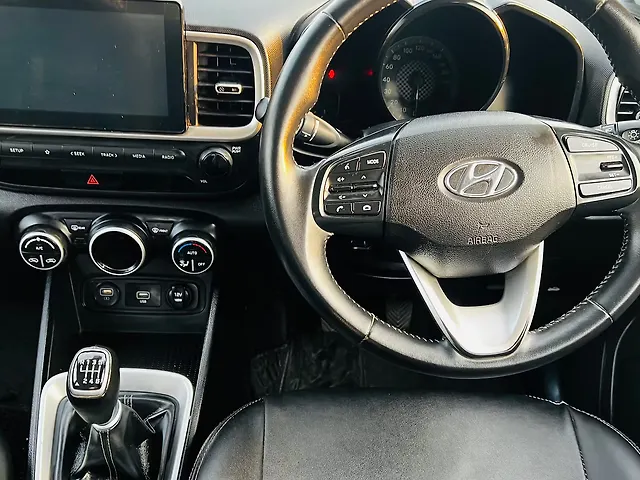 Used Hyundai Venue SX 1.5 Diesel in Lucknow