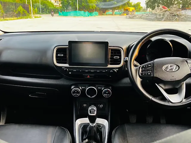 Used Hyundai Venue SX 1.5 Diesel in Lucknow