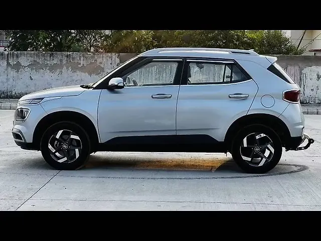Used Hyundai Venue SX 1.5 Diesel in Lucknow