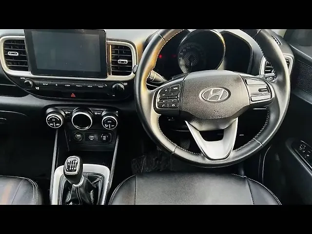 Used Hyundai Venue SX 1.5 Diesel in Lucknow